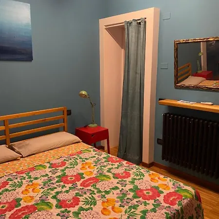 Bed and breakfast 62