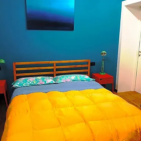 Bed and breakfast 62
